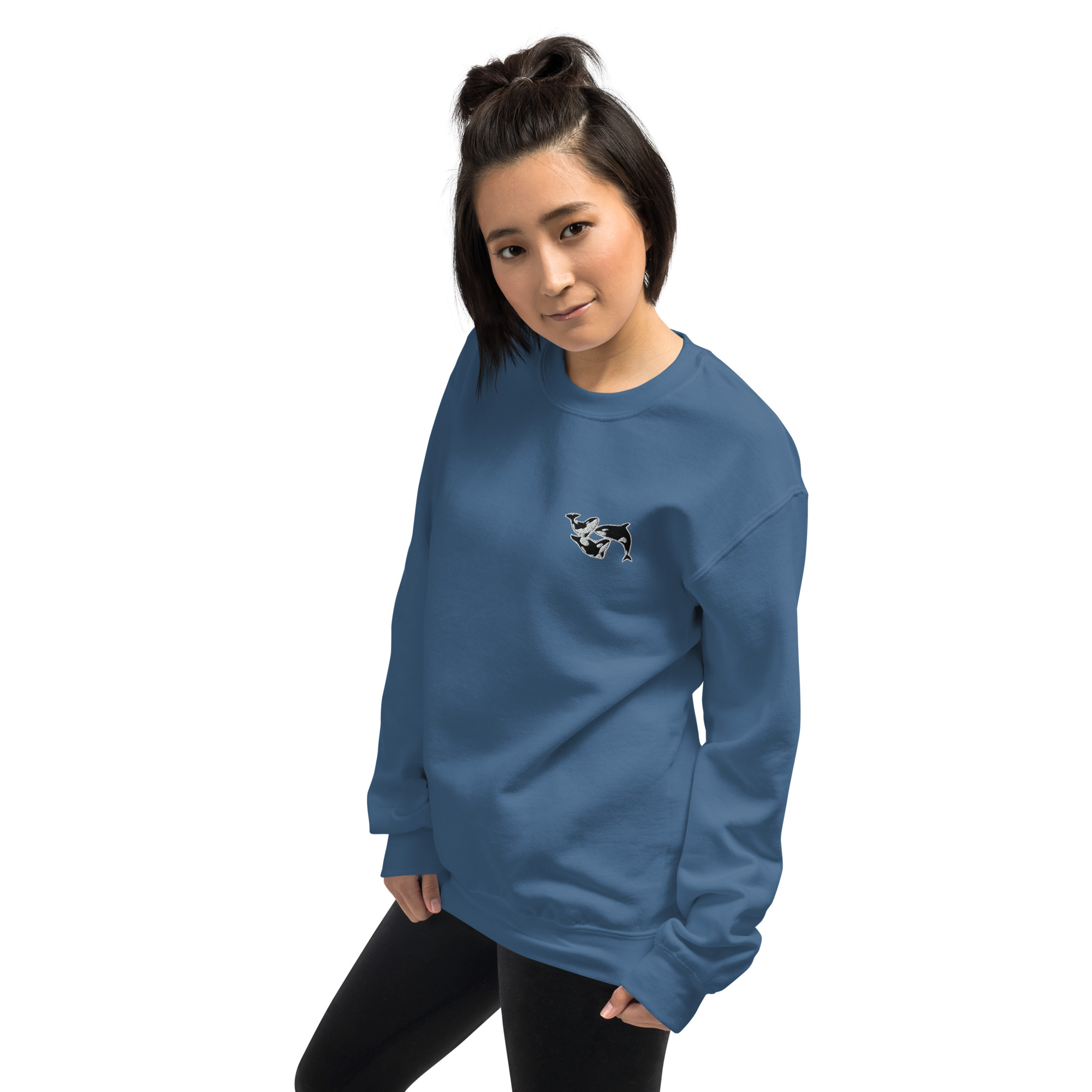 Sweatshirt brodé Les 3 Orques bleu